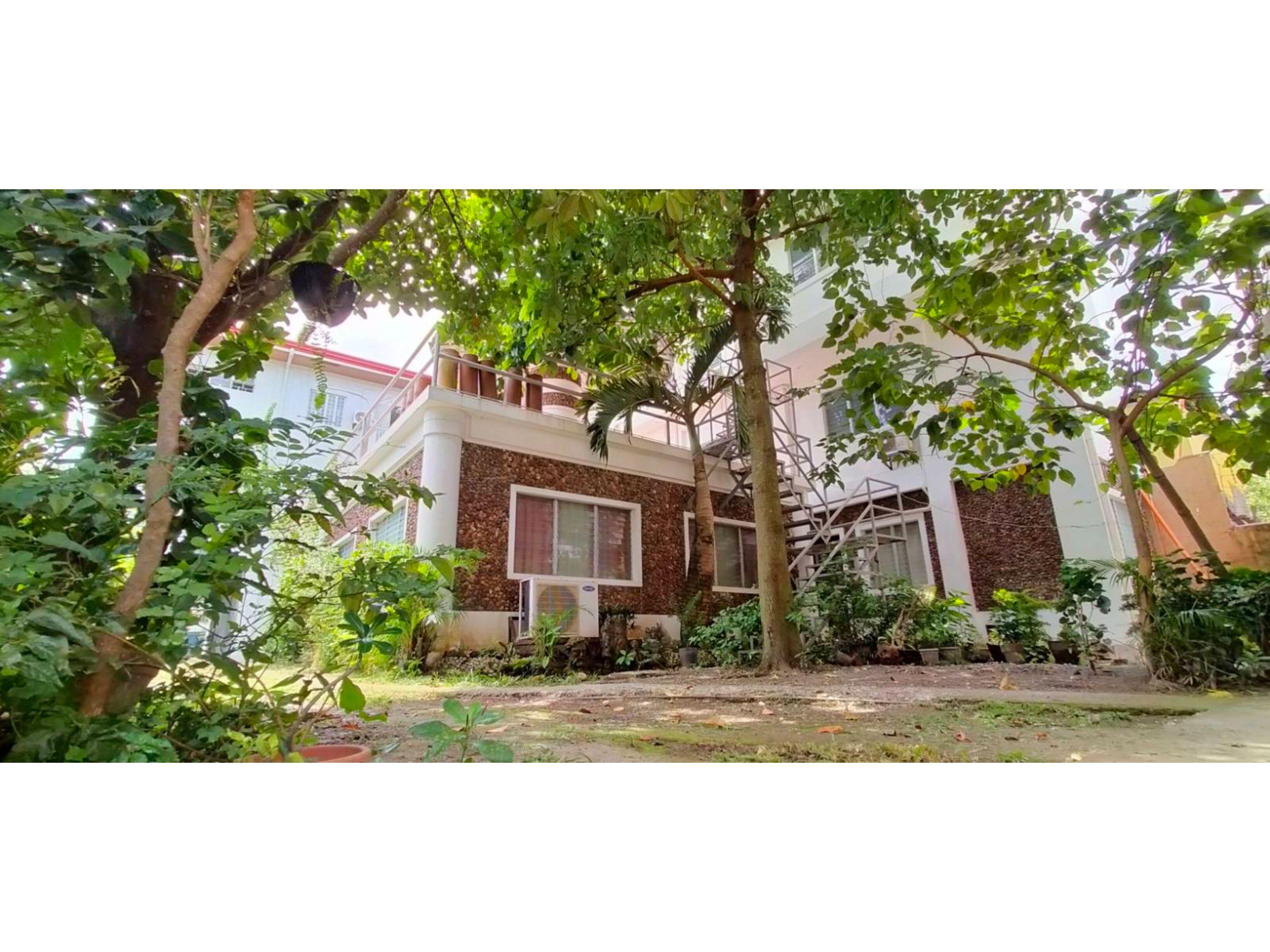 Oyo 799 Ddd Habitat Iloilo Hotel Exterior foto
